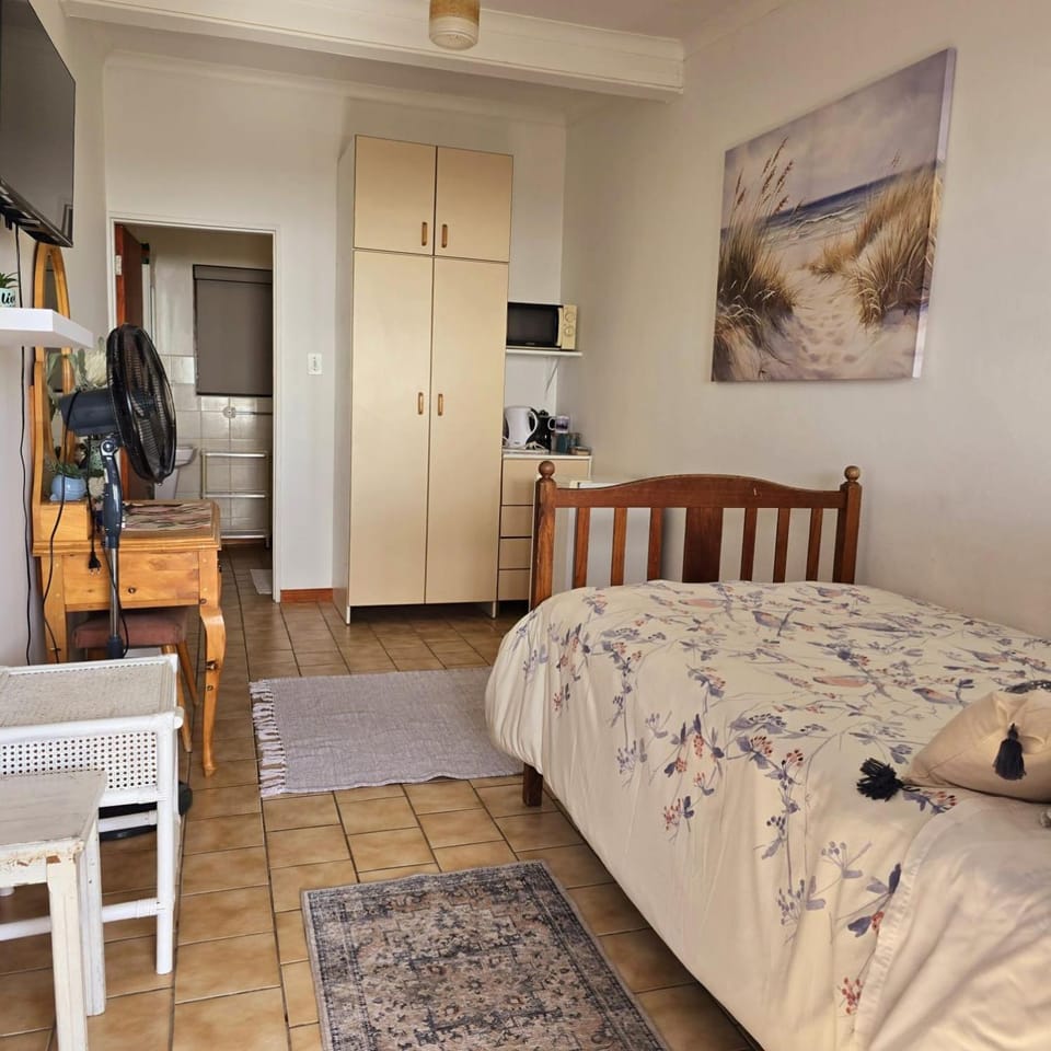 Weskus Pêrel Guesthouse Bed and Breakfast in Western Cape