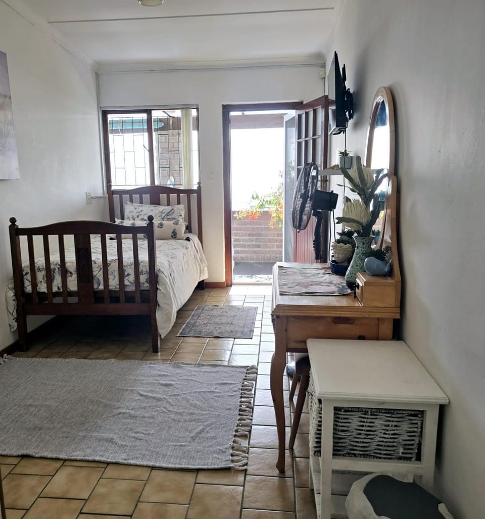 Weskus Pêrel Guesthouse Bed and Breakfast in Western Cape