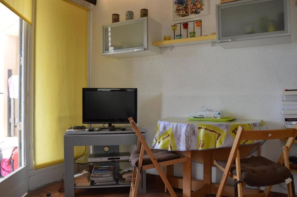 Appartement Studio cabine 4 couchages SAINT CYPRIEN SC070-065 Cabin in Saint-Cyprien