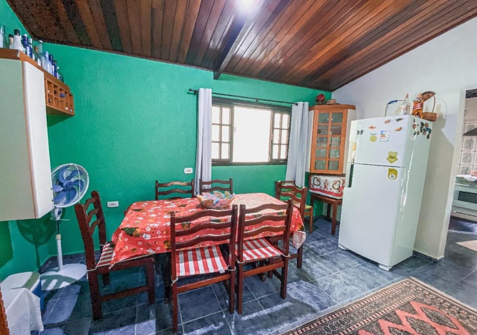 Dining area, Meals