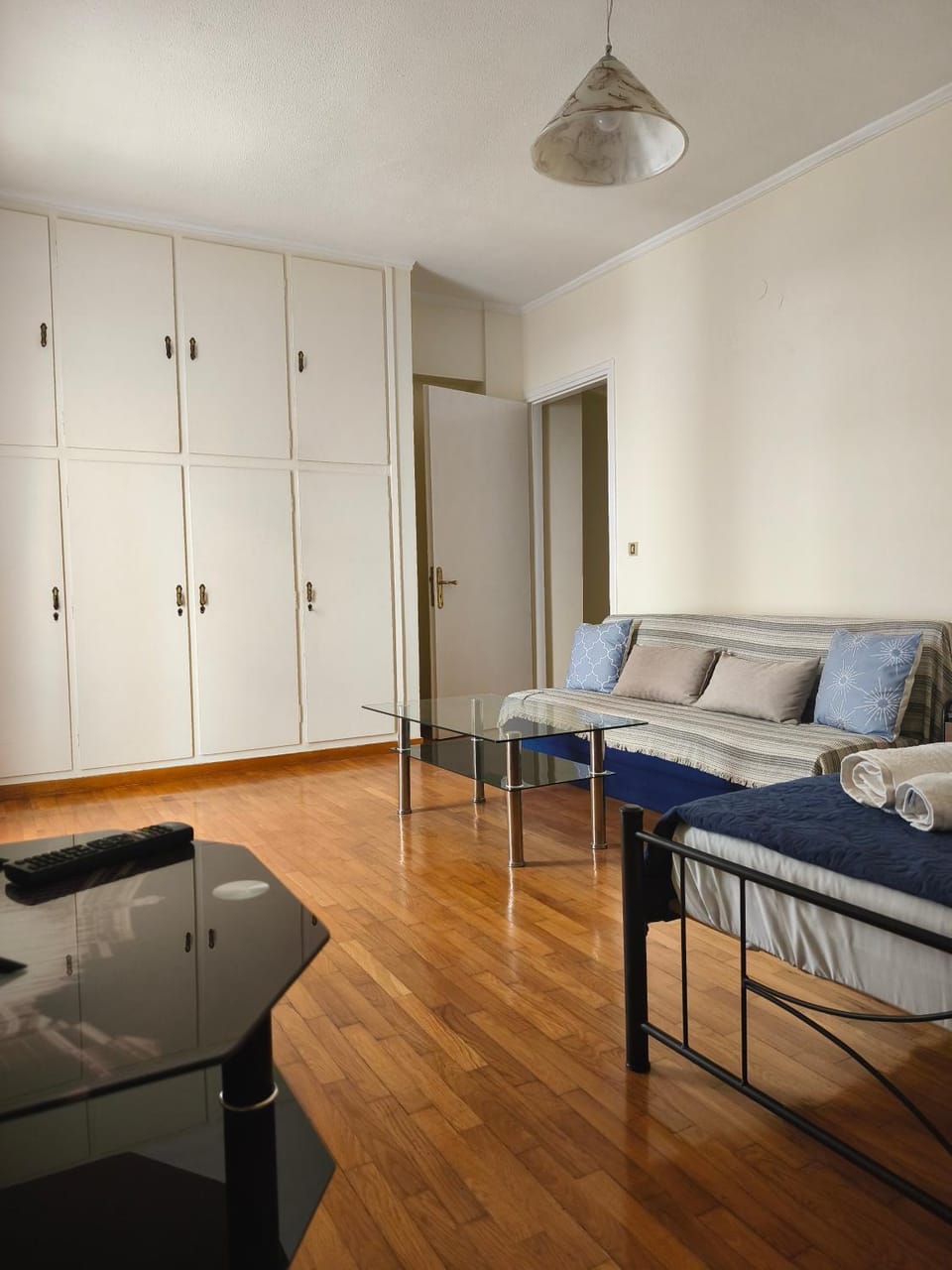 Seating area, Bedroom