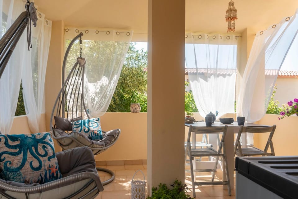 View (from property/room), Balcony/Terrace, Garden view