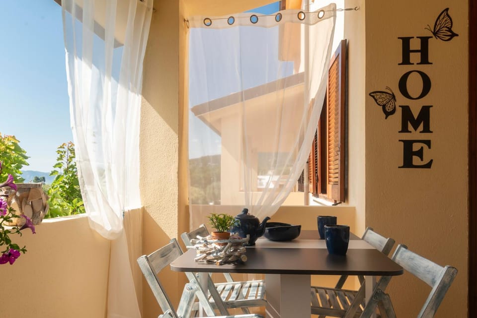 View (from property/room), Balcony/Terrace