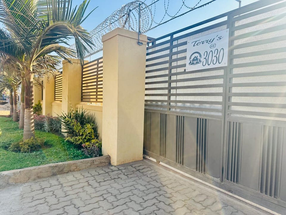Property building, Garden, Garden view