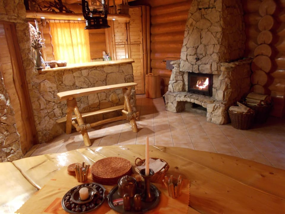 Living room, fireplace