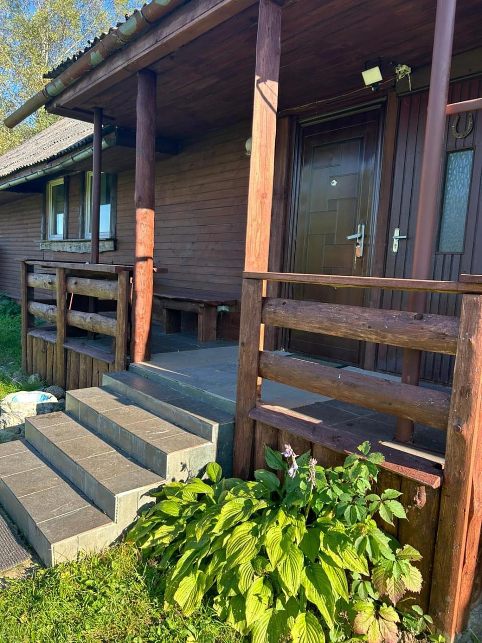 Property building, Seating area
