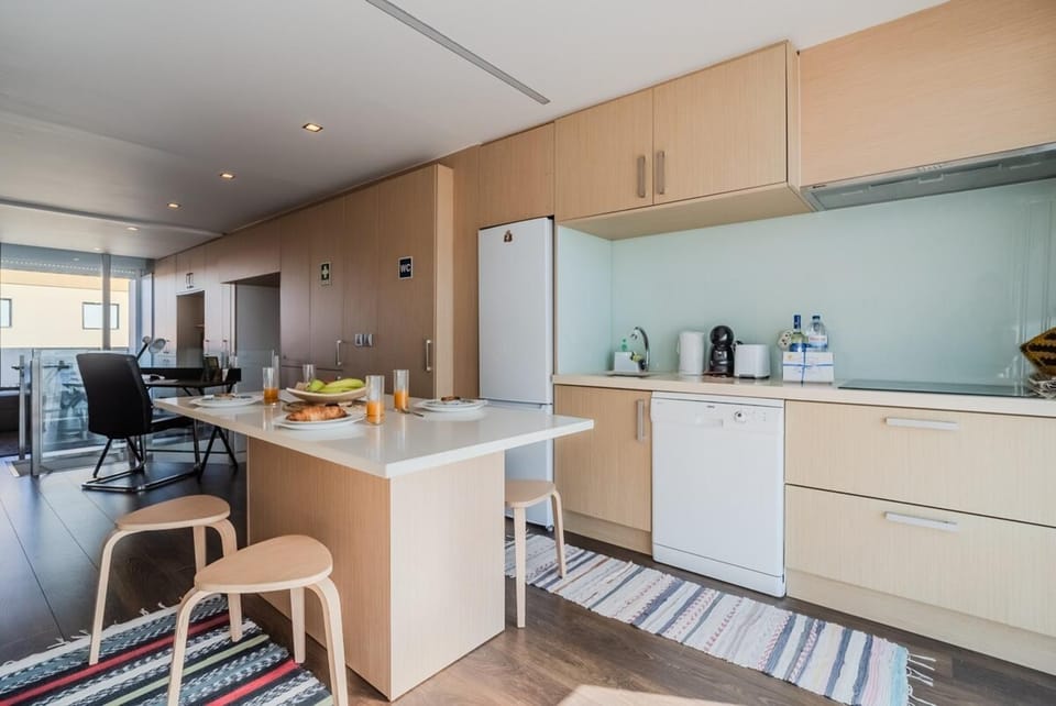 H2O Apartment - Rooftop with pool in Santa Cruz Apartment in Lisbon District