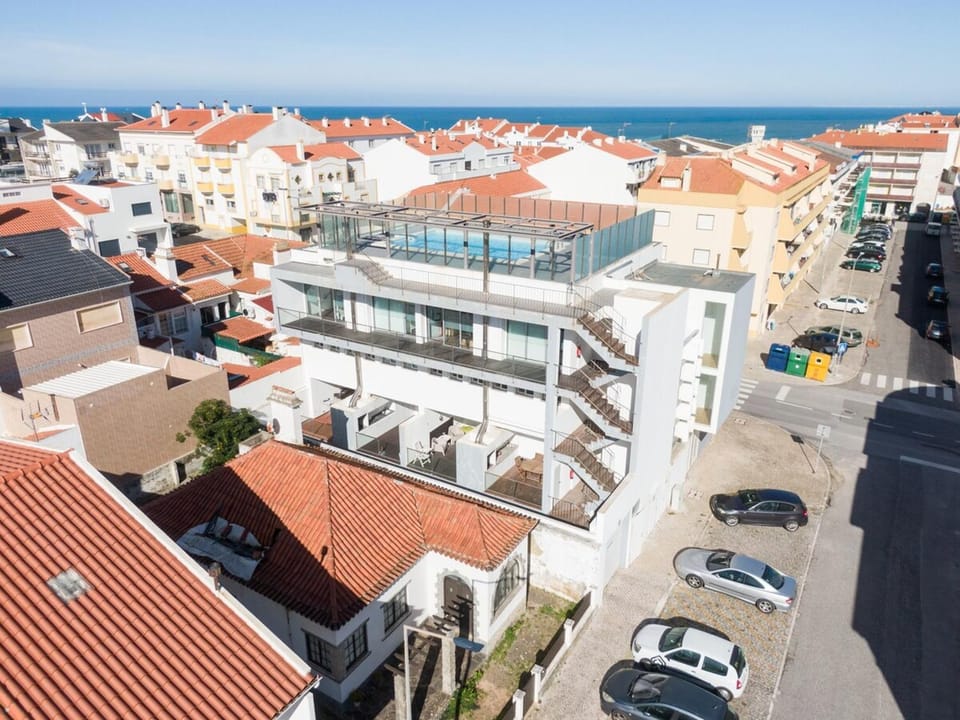 H2O Apartment - Rooftop with pool in Santa Cruz Apartment in Lisbon District