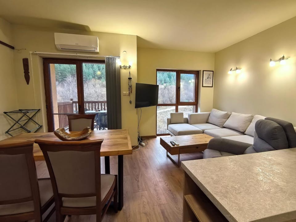 Woodsy views 1 bedroom apartment Apartment in Bansko