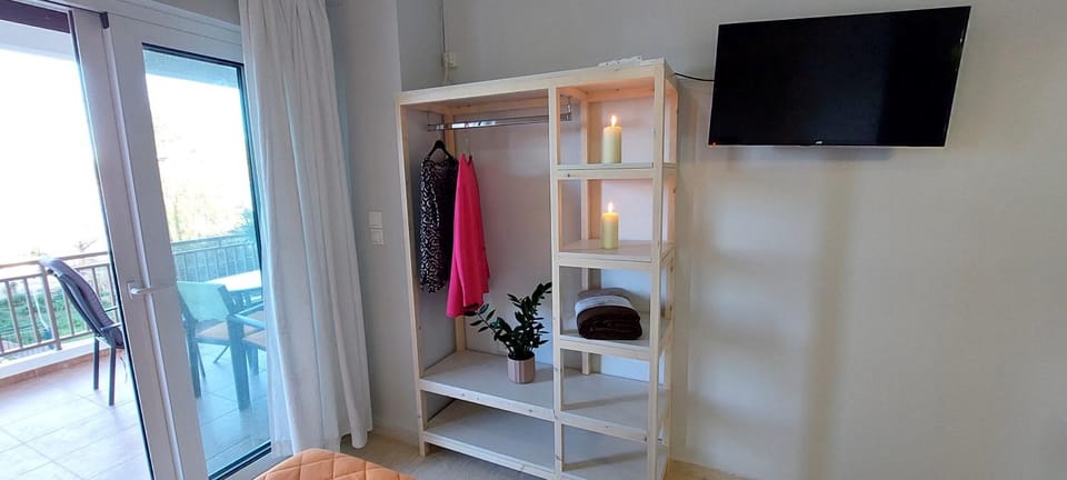 TV and multimedia, towels, wardrobe