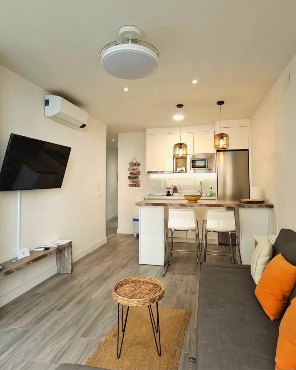 Communal lounge/ TV room, Living room