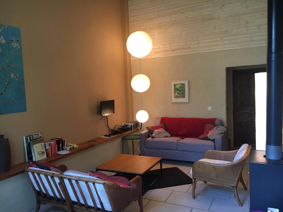 Seating area
