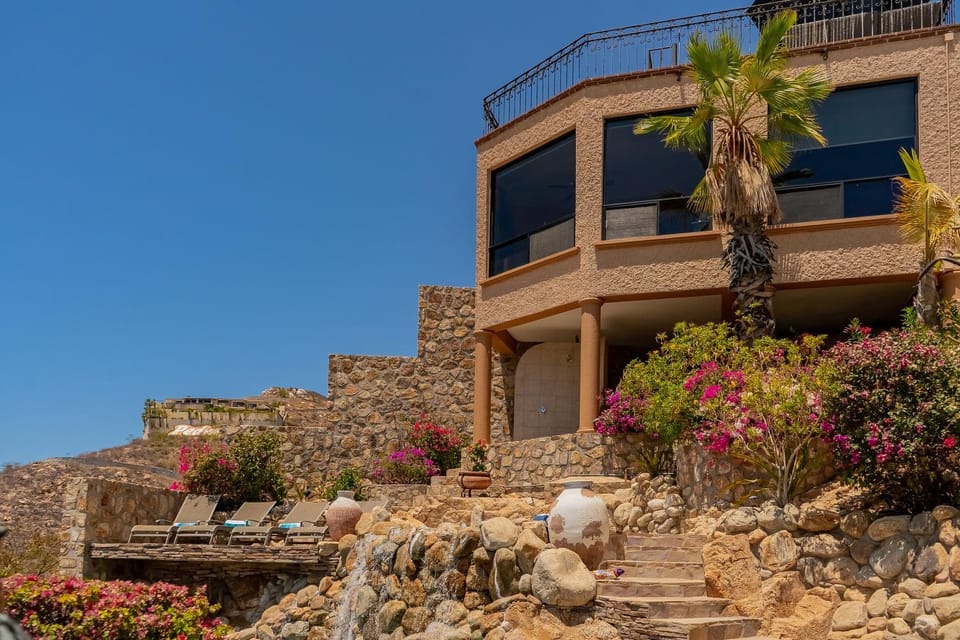 Villa California by Cabo Villas Villa in Cabo San Lucas