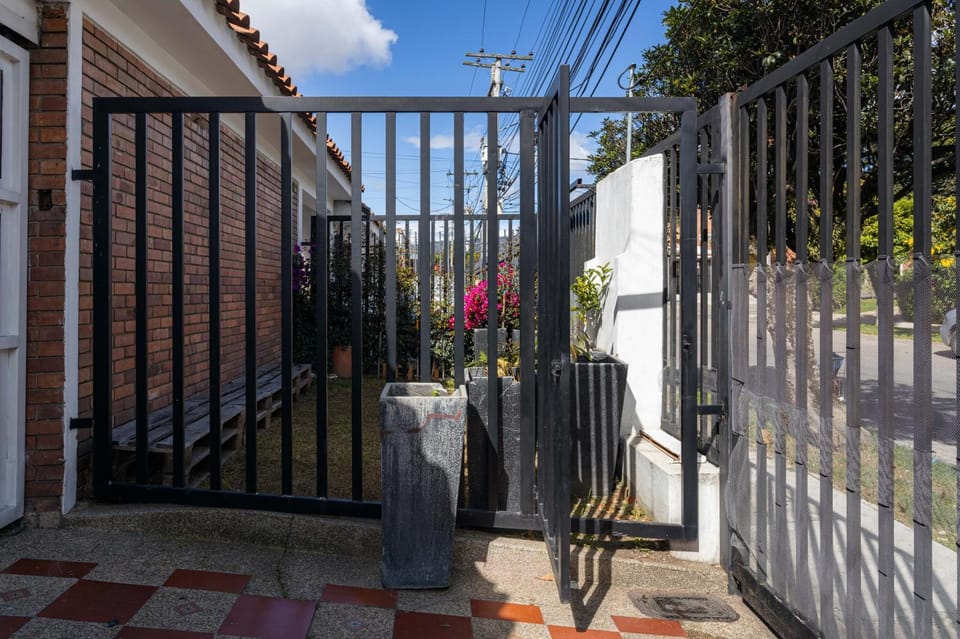Casa acogedora norte de Bogotá House in Bogota