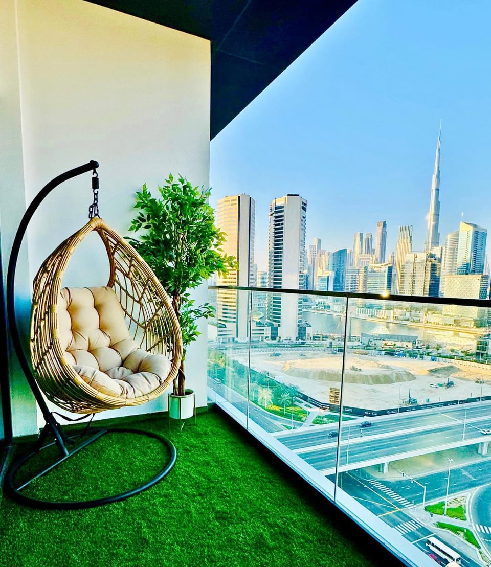 Balcony/Terrace, Landmark view