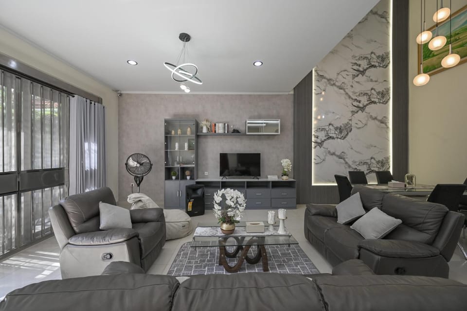 TV and multimedia, Living room