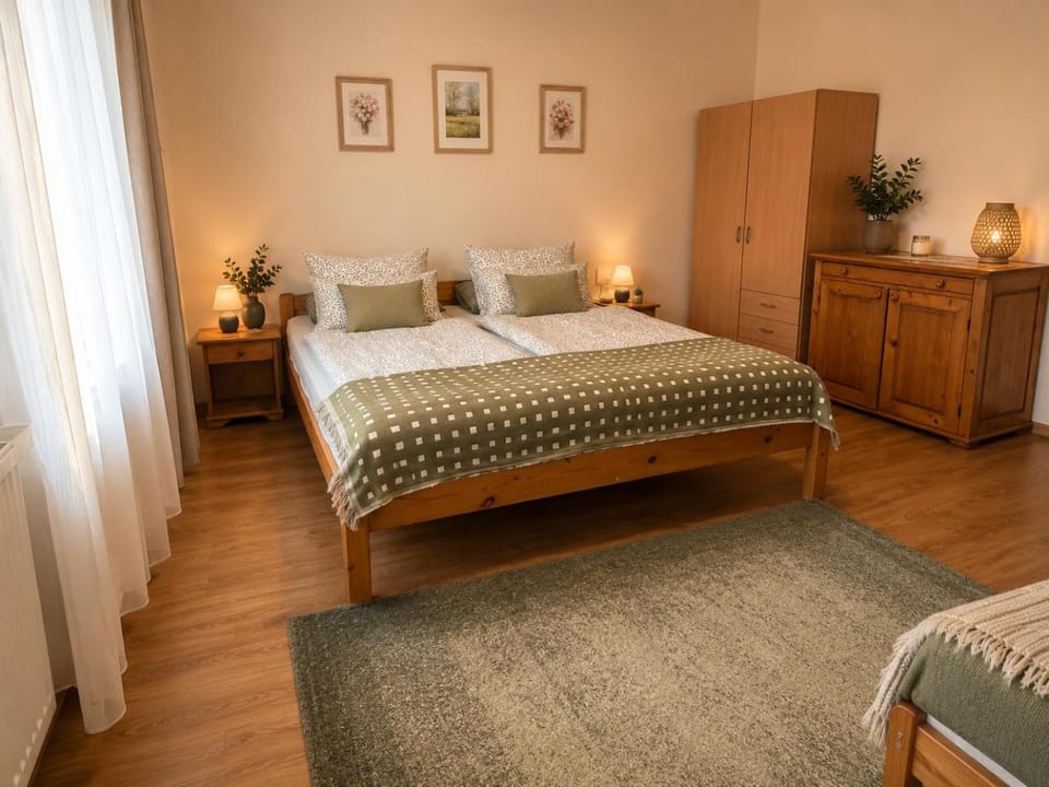 Bed, Bedroom