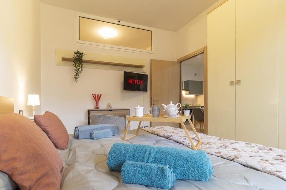 LuxApartment - park view - patio - parking Apartment in Milan