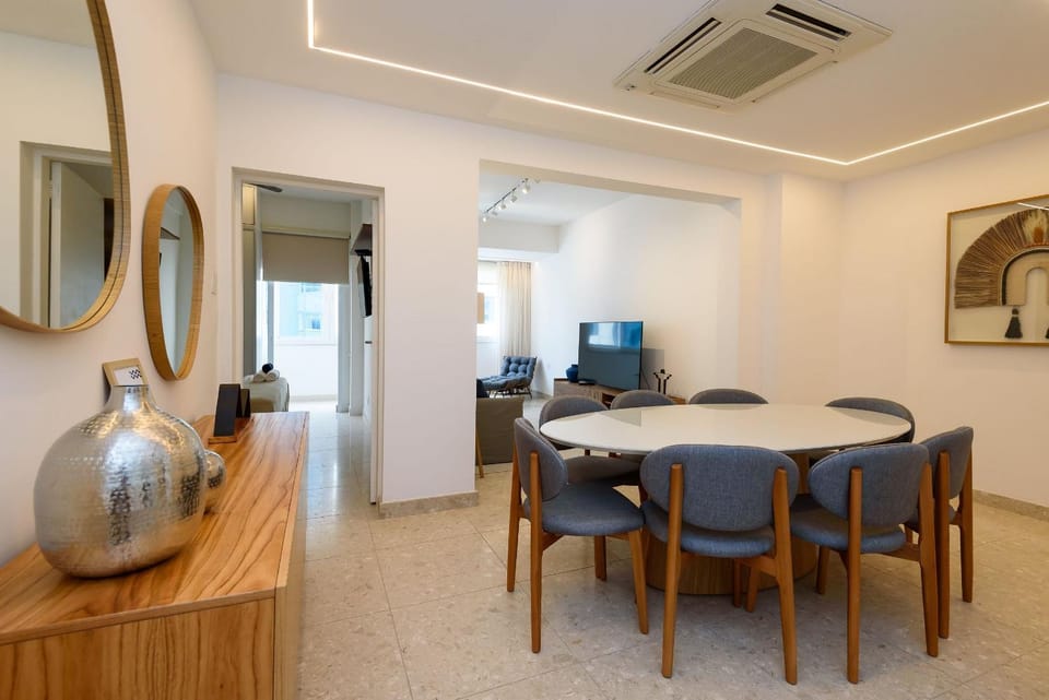 Stylish 3-Bedrooms with Sea View | FDM 7/64 Apartment in Rio de Janeiro