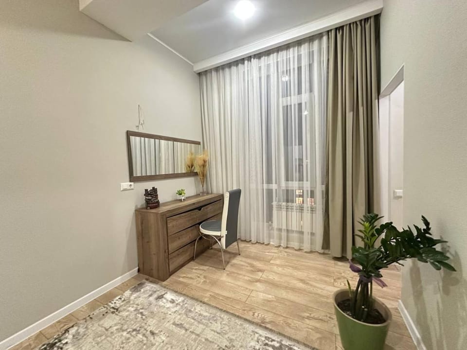 Bedroom, wardrobe