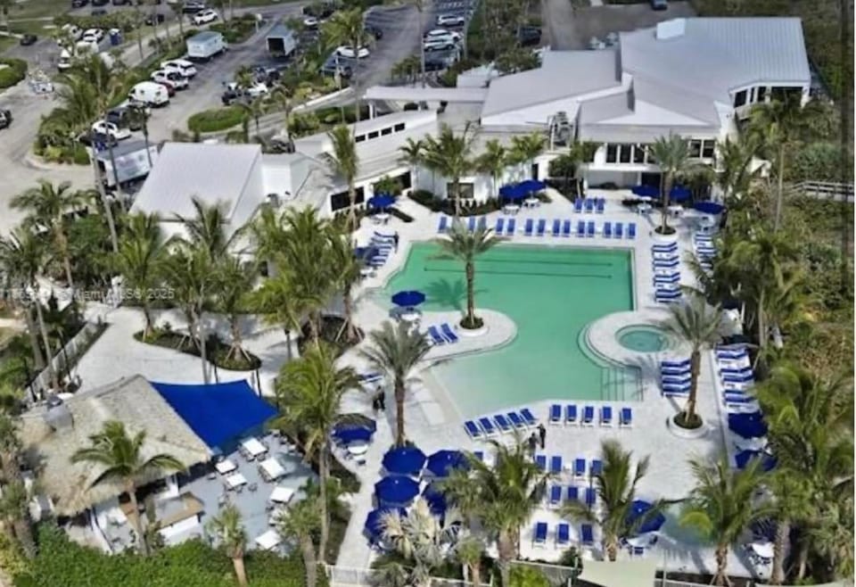 Pool view