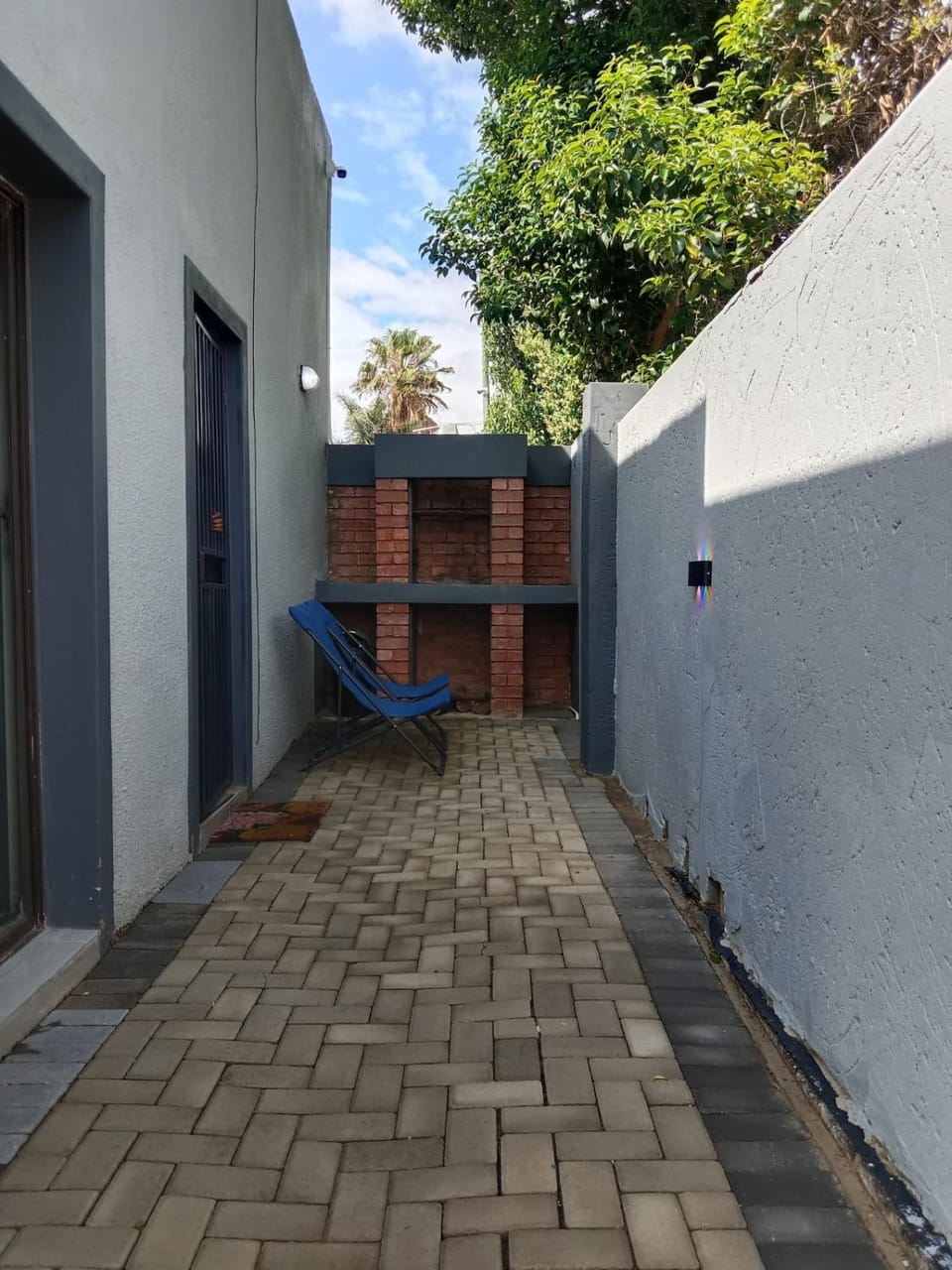 Serene cottage in Kibler Park, Johannesburg South Campground/ 
RV Resort in Gauteng
