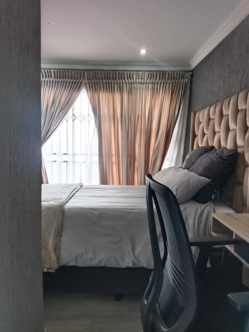 Serene cottage in Kibler Park, Johannesburg South Campground/ 
RV Resort in Gauteng