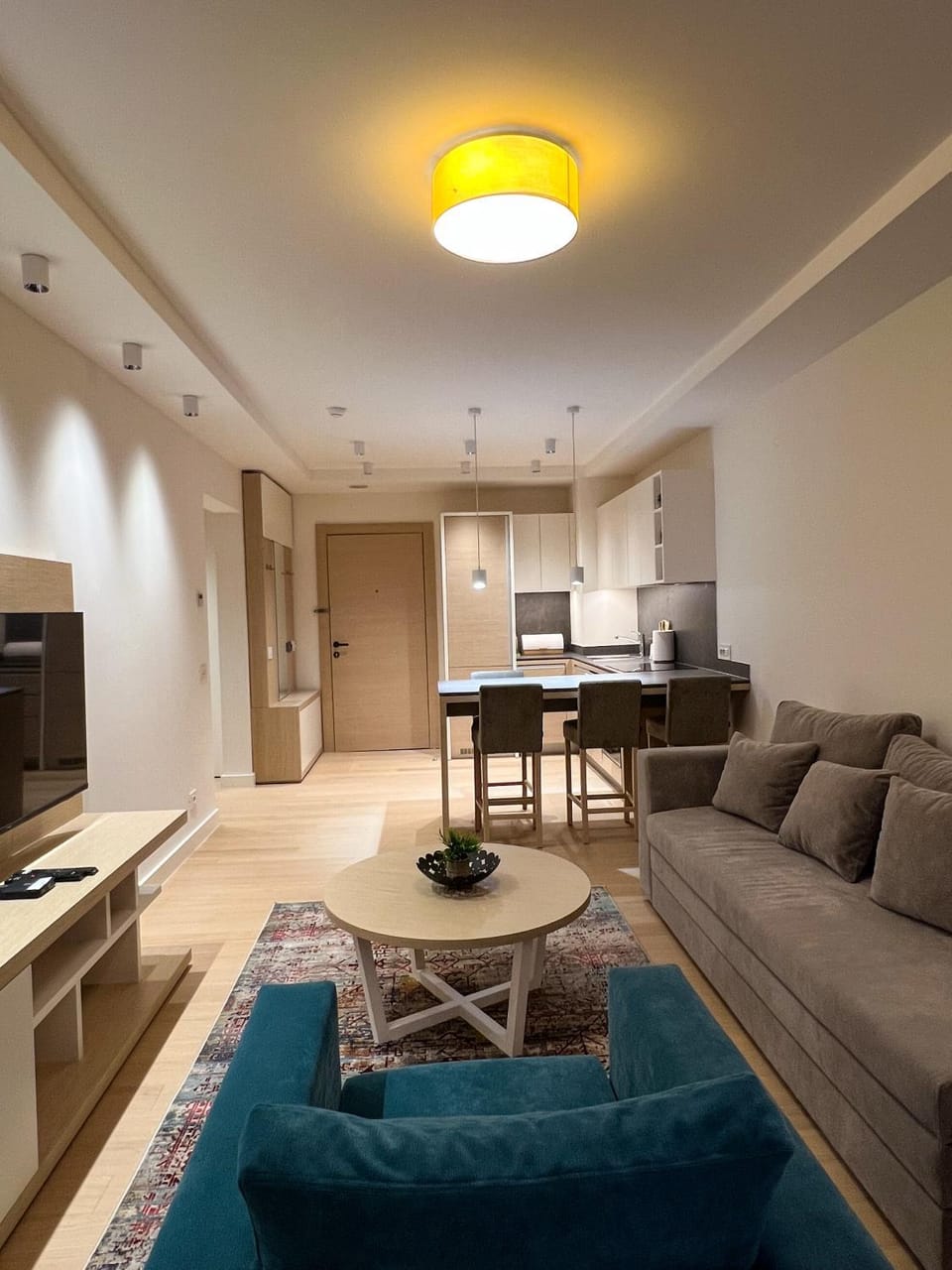 Kitchen or kitchenette, Living room