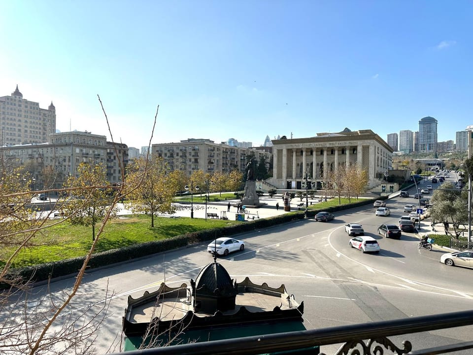 Neighbourhood, City view, Location