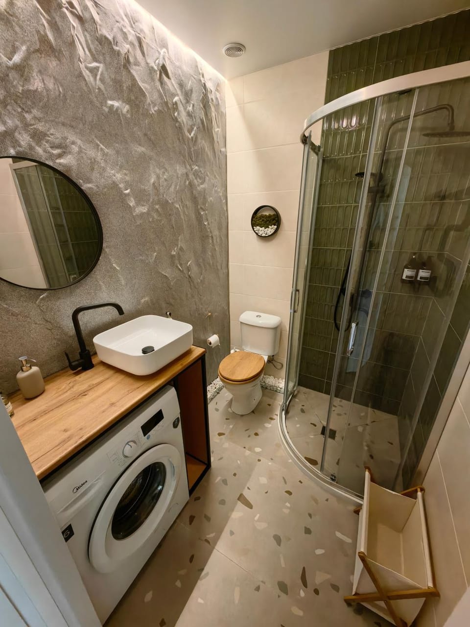 Shower, Toilet, Bathroom, washing machine