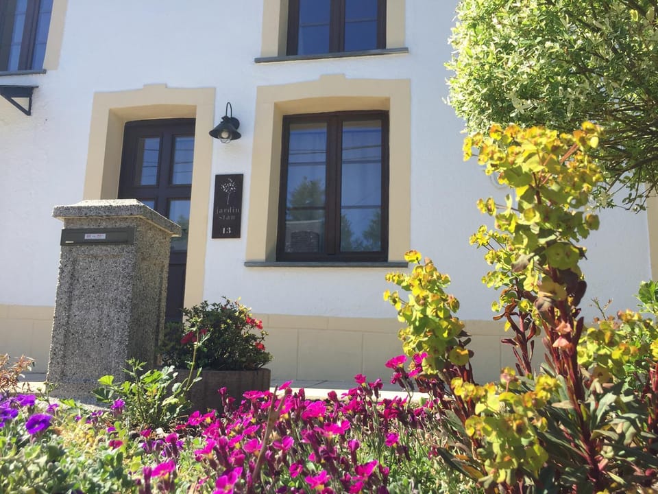 Facade/entrance, Garden