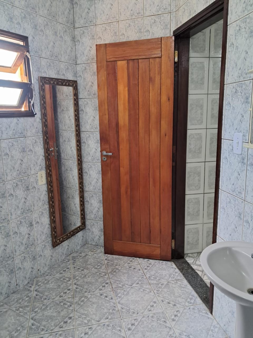 Kitnet 500m da praia House in São Sebastião