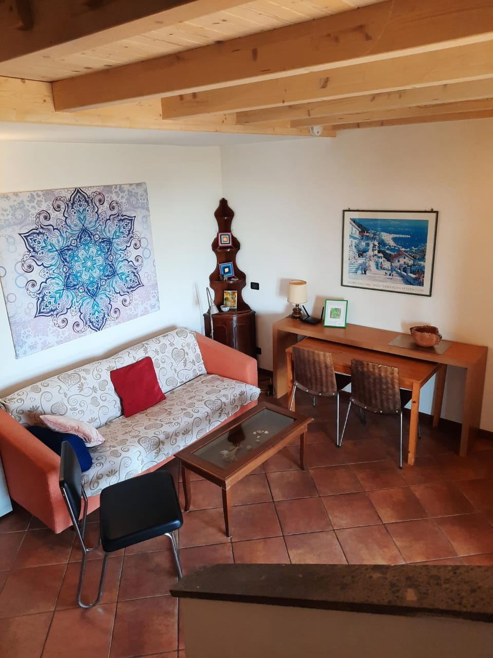 Living room, Dining area