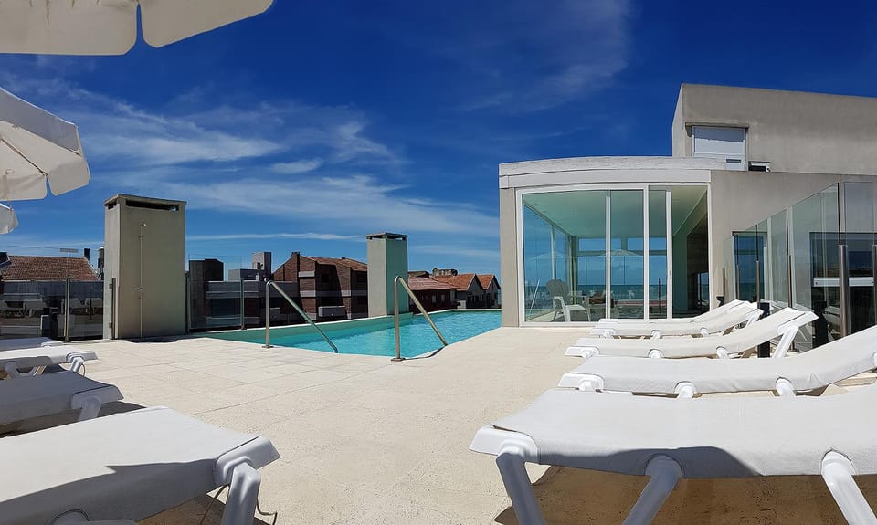 Balcony/Terrace, Swimming pool