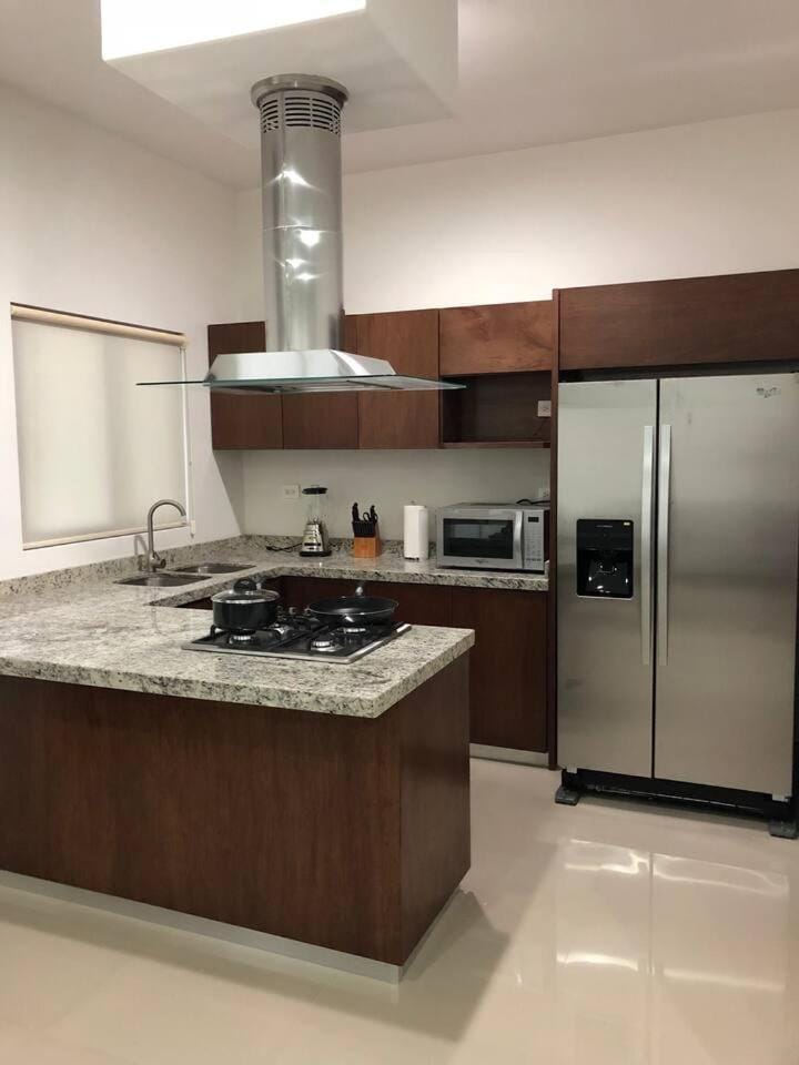 Dpto de 2 recamaras con alberca excelente ubicacion House in Mazatlan