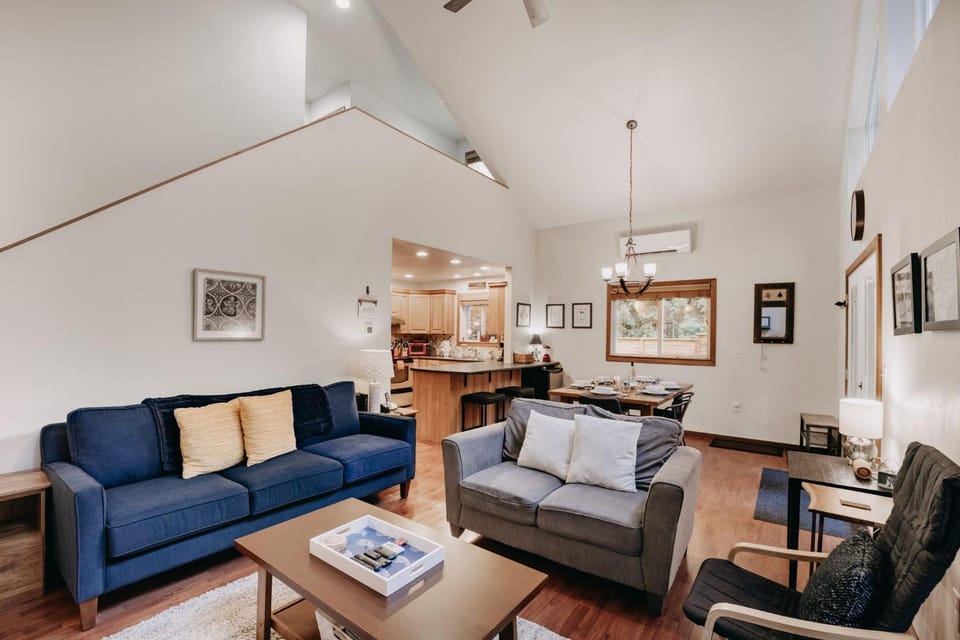 Living room, Decorative detail