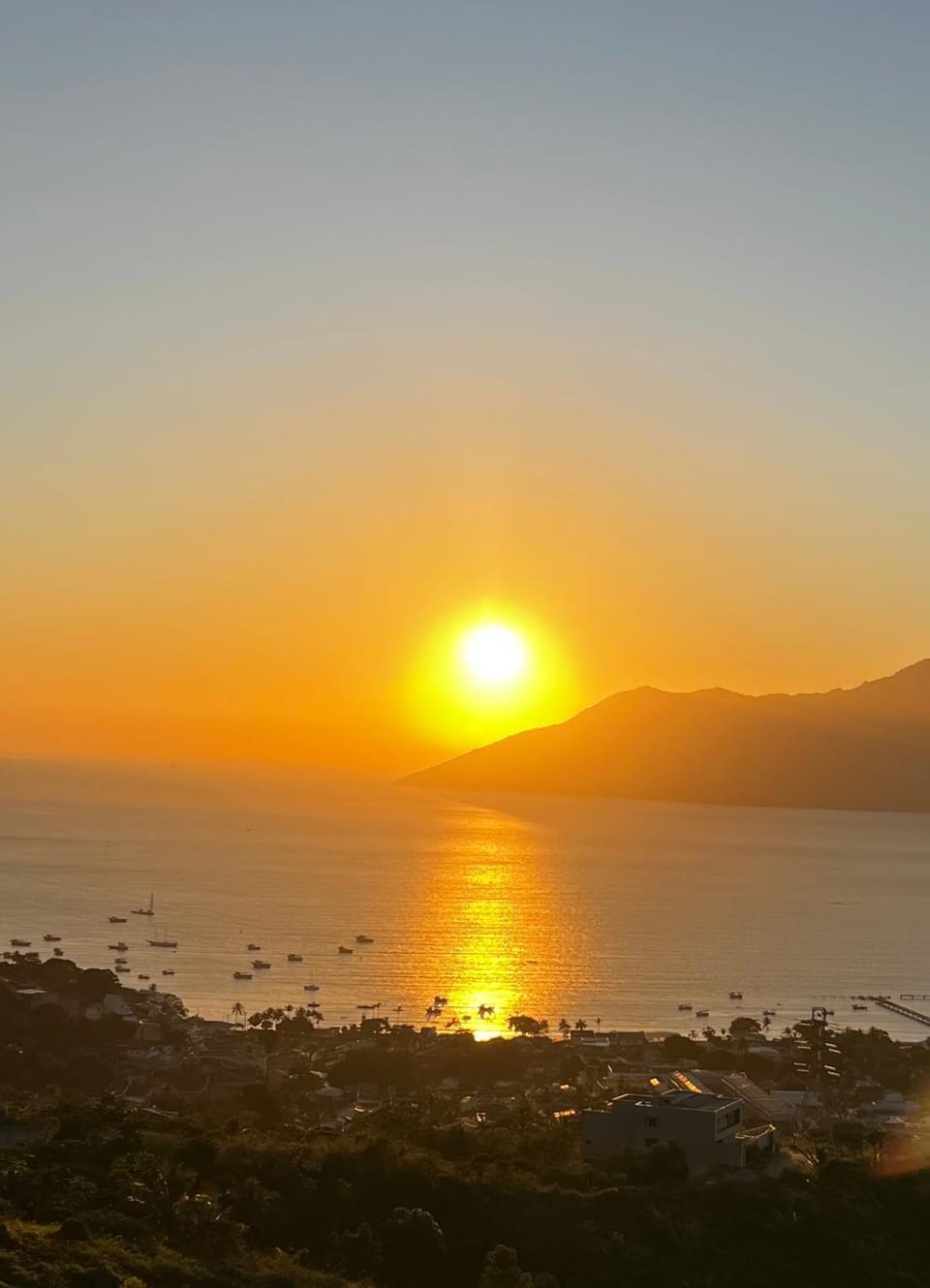 Natural landscape, Mountain view, Sea view, Sunset