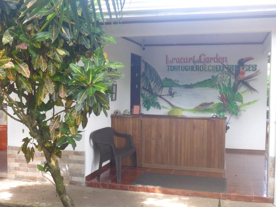Facade/entrance, Lobby or reception