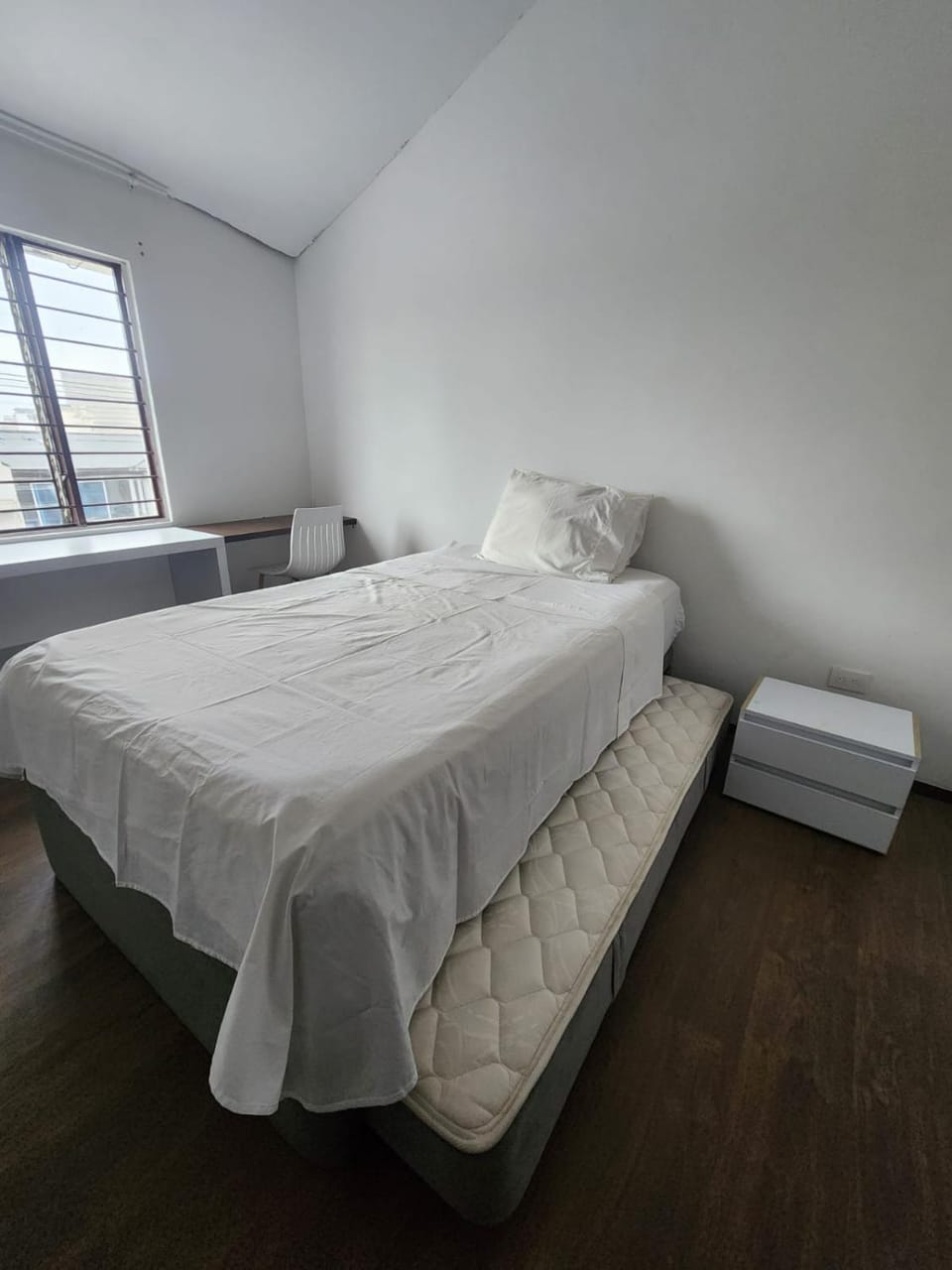 La divina trinidad - Galeria Wellness Hostal Bed and Breakfast in Cali