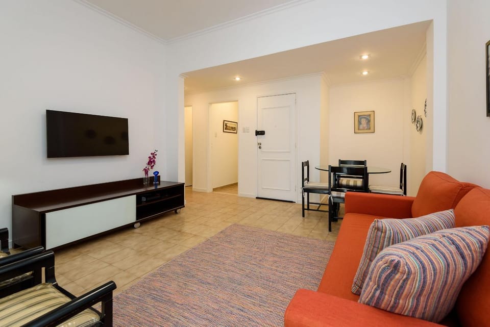2Bedrooms 450m from Copacabana Beach | EL 22/901 Apartment in Rio de Janeiro