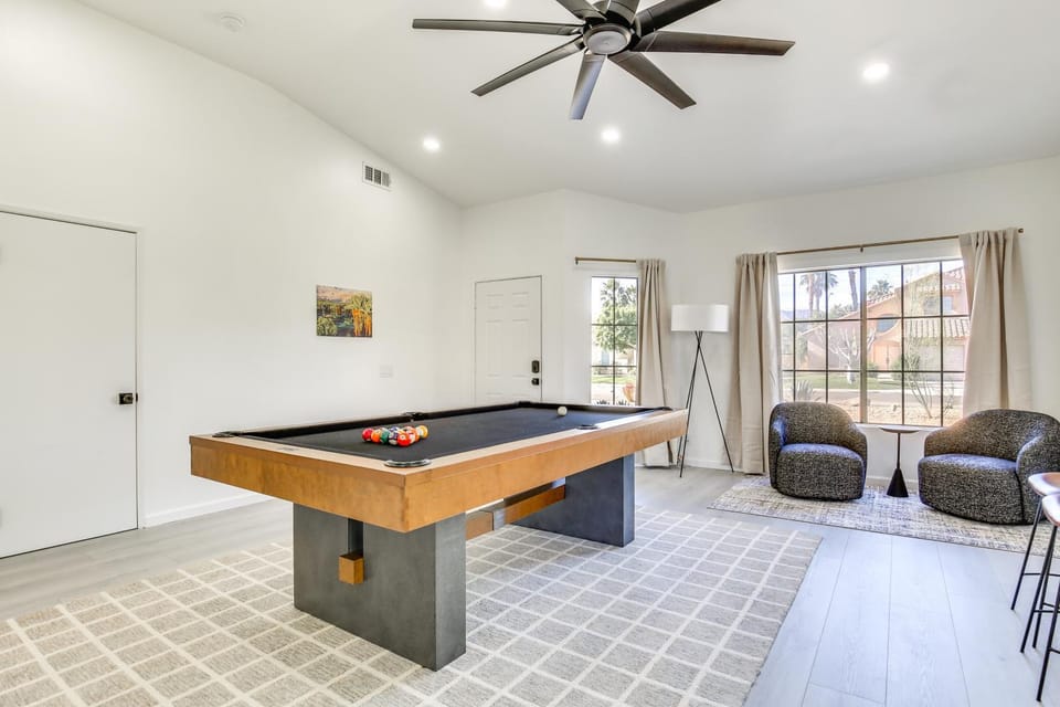 2 Mi to Coachella: Indio Oasis w/ Heated Pool House in La Quinta