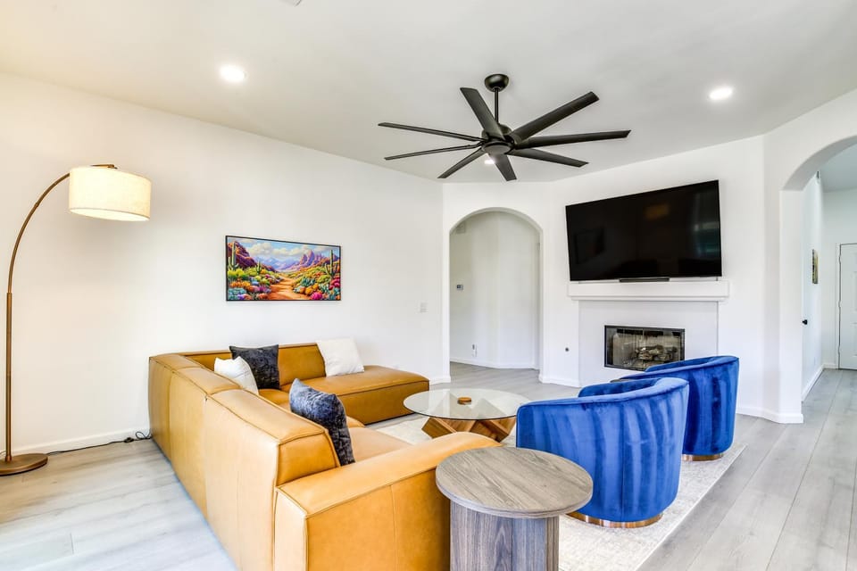 2 Mi to Coachella: Indio Oasis w/ Heated Pool House in La Quinta