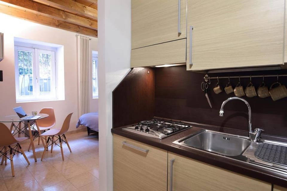 Dining area, dishwasher, stove