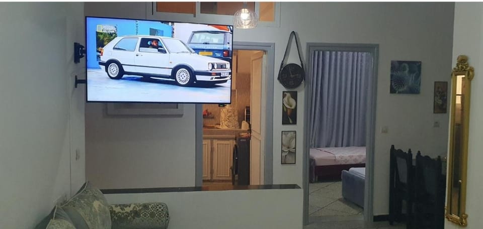 Communal lounge/ TV room, Living room, Seating area