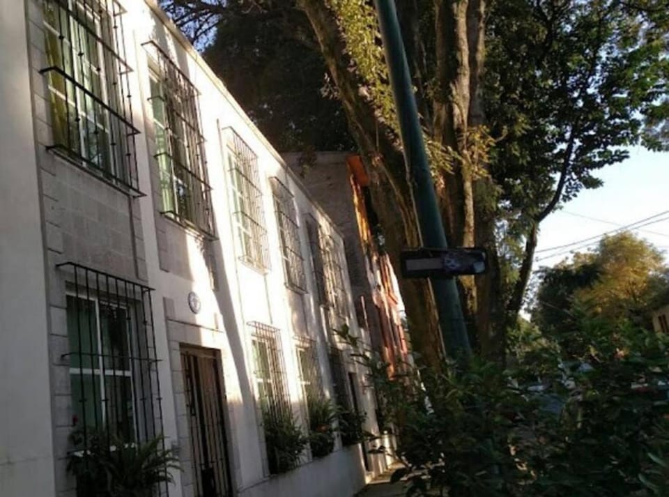 Property building, Day
