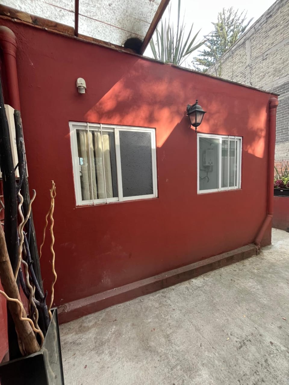 Property building, Day