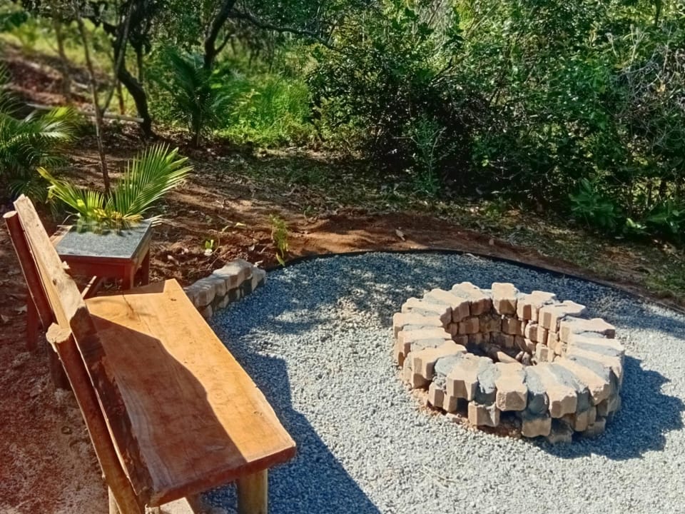 Casa Contêiner conexão com Natureza Floresta Sapiranga-5km praia do forte House in State of Bahia