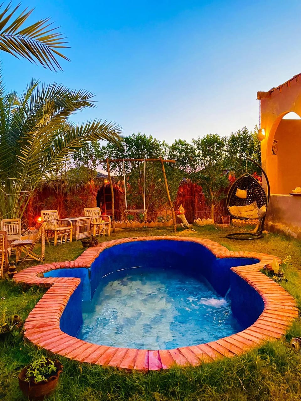 Swimming pool