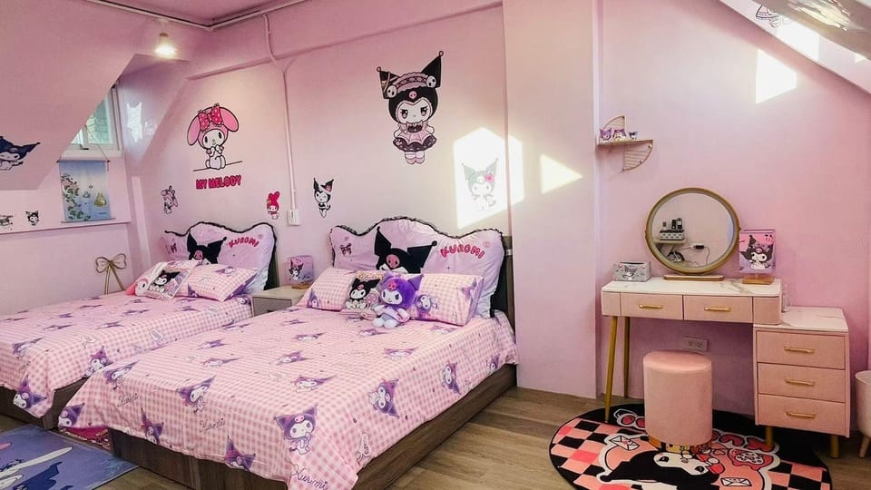 Bed, Photo of the whole room, Bedroom