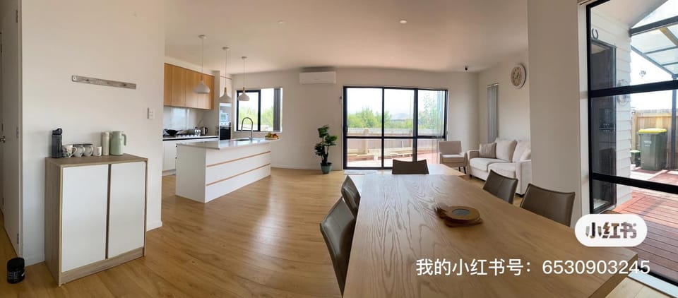 Kitchen or kitchenette, Living room, Dining area, stove, toaster